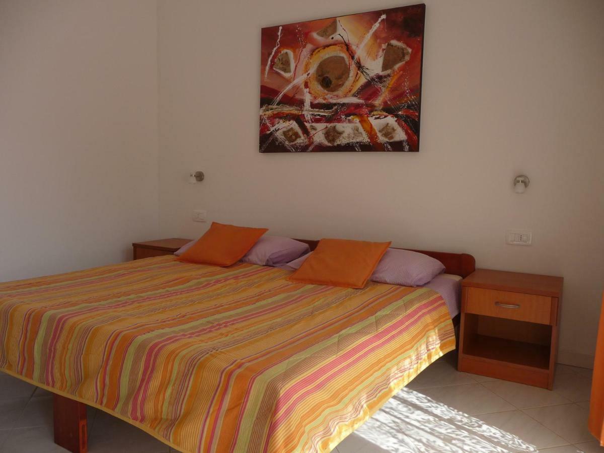 Apartments & Rooms Milka Umag Bagian luar foto